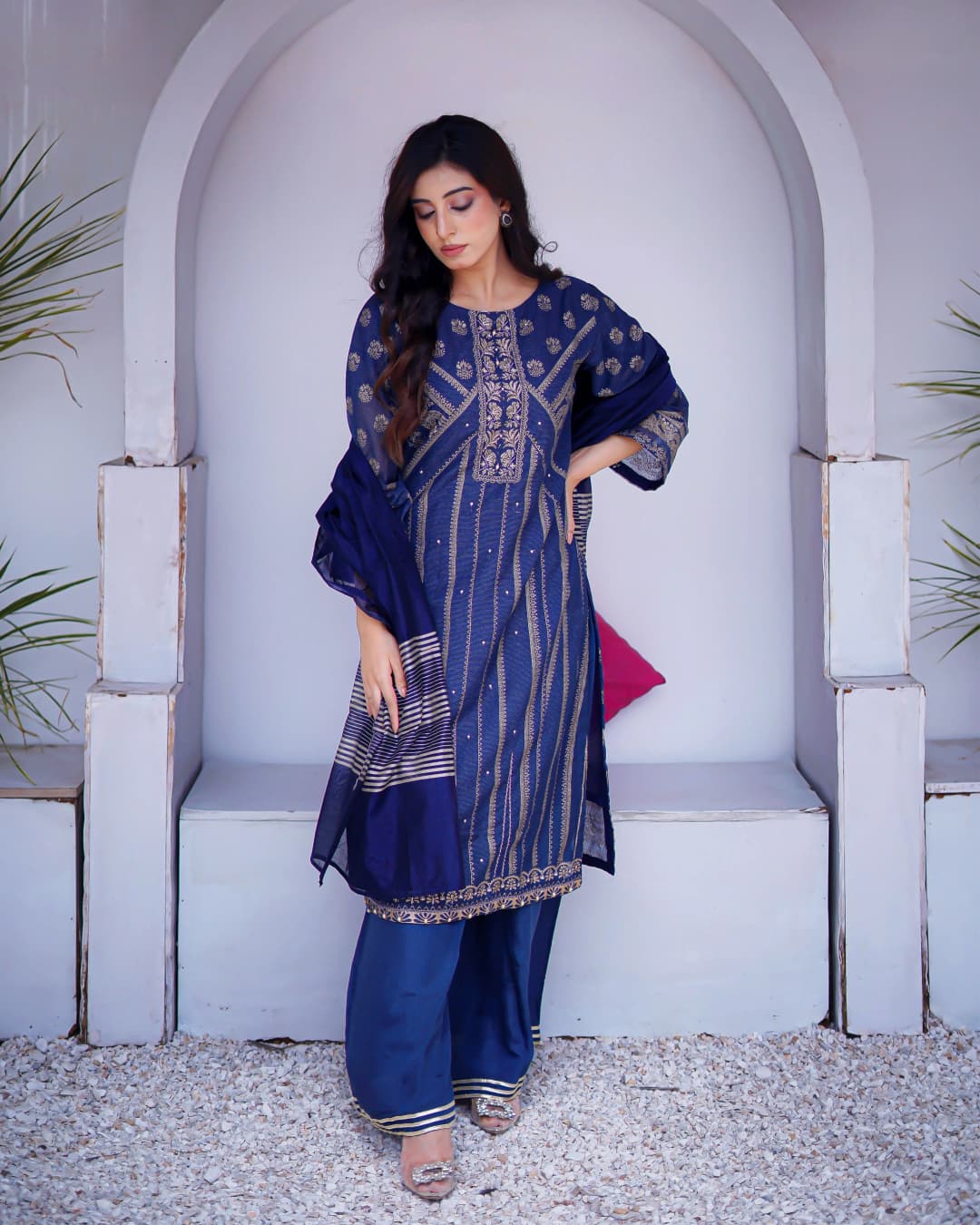 Noor-e-Nazakat - First Image